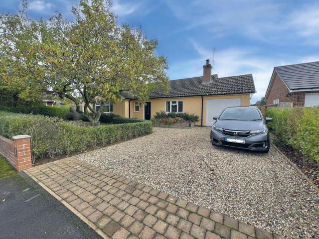 Bungalow for sale in Dromore, Oxfordshire