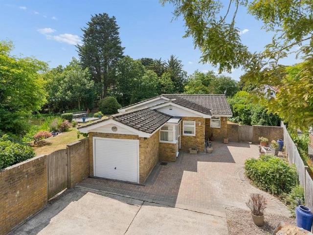 Bungalow for sale in Radfall, The Bridge