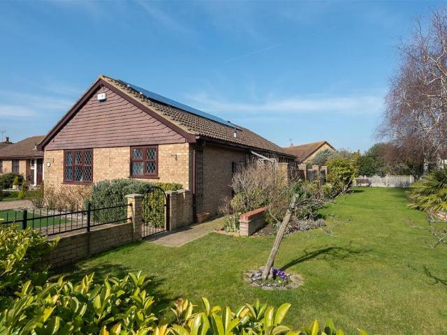 Bungalow for sale in Whitstable, Kent