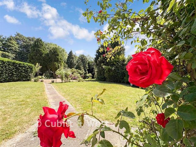 Bungalow for sale in Red Hill, Surrey
