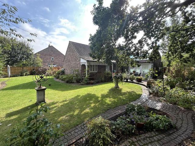 Bungalow for sale in Eastrington, East Riding Of Yorkshire