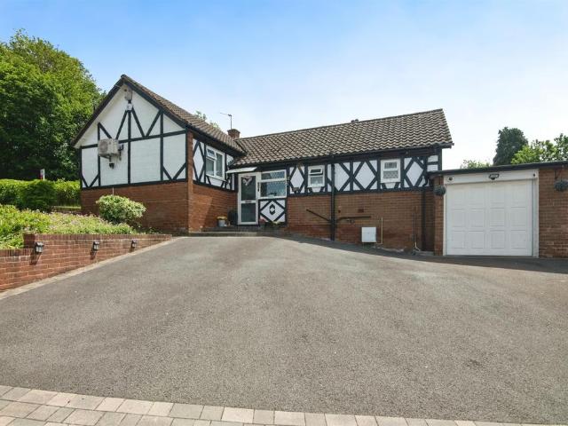 Bungalow for sale in Bleakhouse, West Midlands