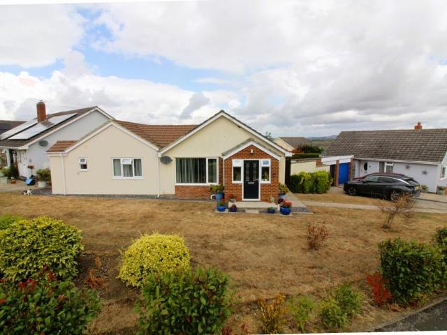 Bungalow for sale in Woolavington, Somerset