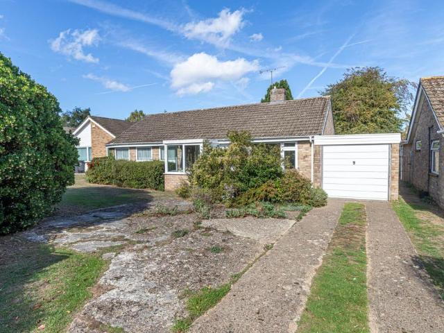 Bungalow for sale in Sonning Common, South Oxfordshire
