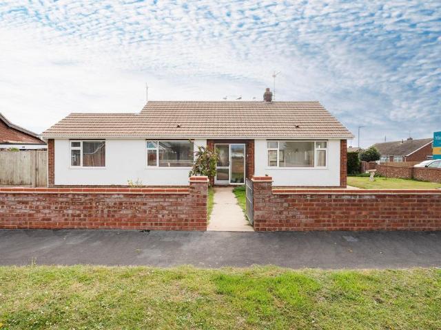 Bungalow for sale in Stokesby, Norfolk