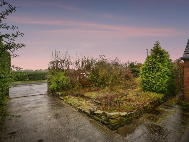 Bungalow for sale in Calcutt, Knaresborough