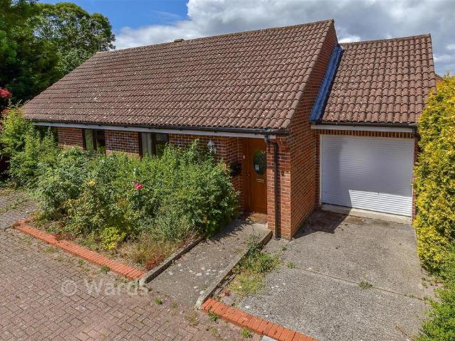 Bungalow for sale in Folkestone, Kent