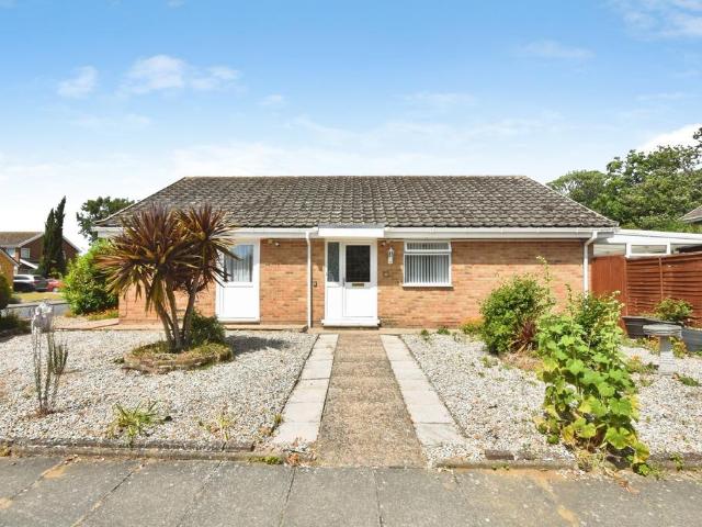 Bungalow for sale in St. Peter's, Acol