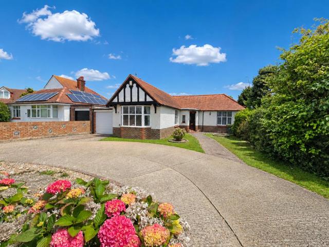 Bungalow for sale in Kingston Buci, Fishersgate