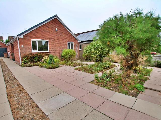 Bungalow for sale in Molescroft