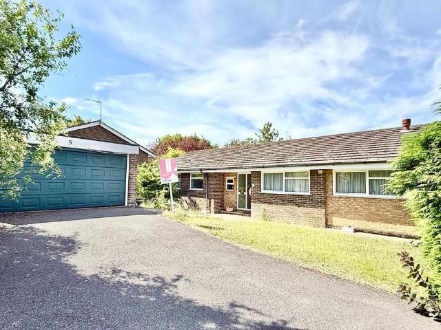 Bungalow for sale in Pachesham Park, Surrey