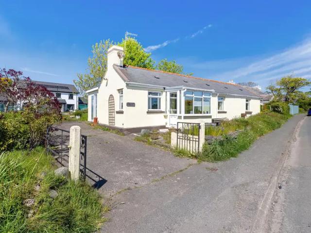 Bungalow for sale