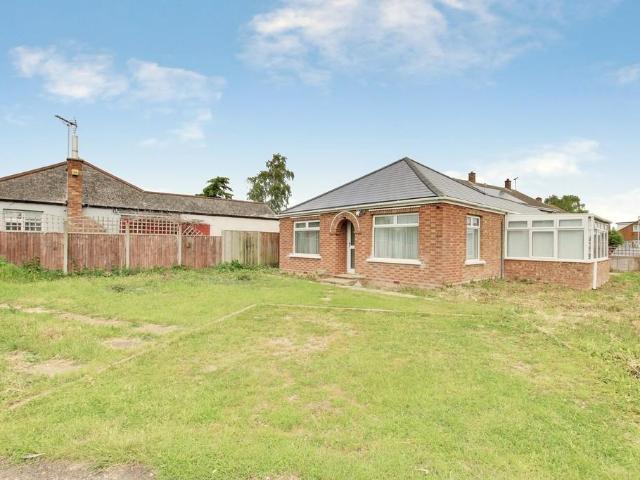 Bungalow for sale in Four Gotes, Cambridgeshire