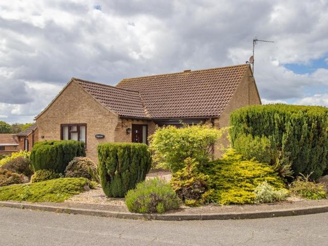 Bungalow for sale in Hunstanton, Brookville
