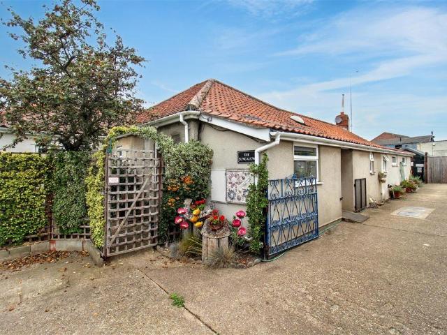 Bungalow for sale in Aylsham, Broadland