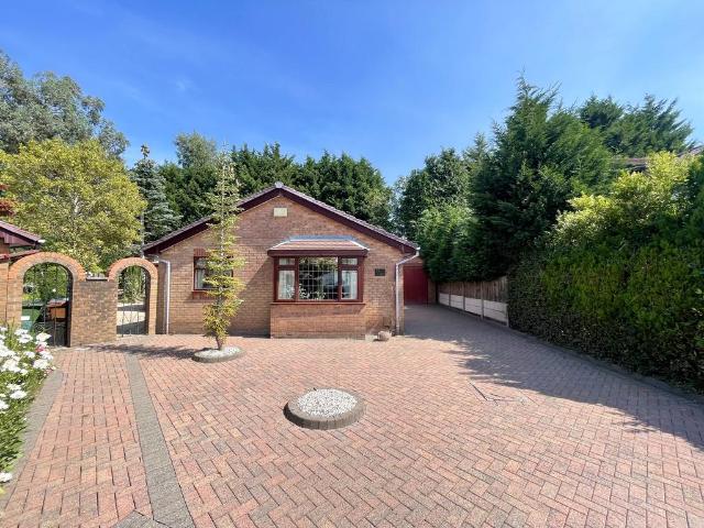 Bungalow for sale in Bredbury, Greater Manchester