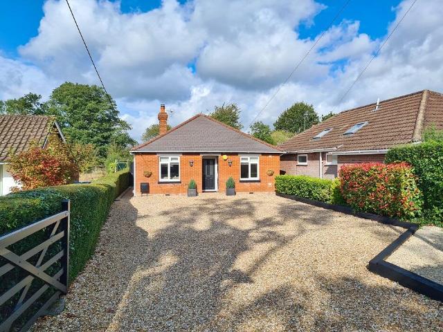 Bungalow for sale in Ashurst Bridge, Hampshire