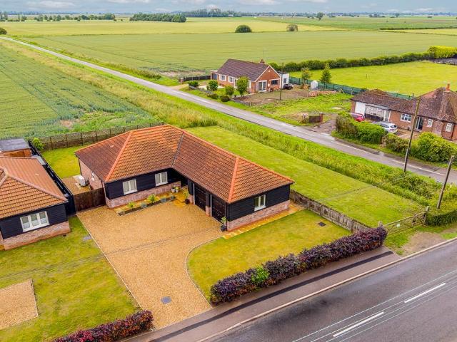 Bungalow for sale in Gosberton Clough, Lincolnshire