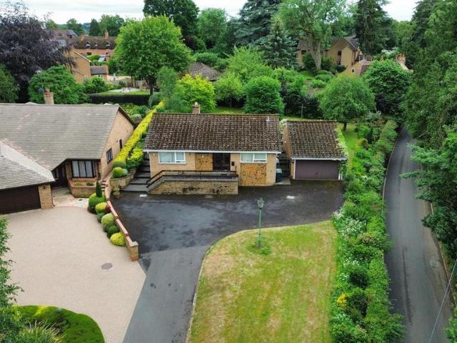 Bungalow for sale in Pitsford, Northamptonshire