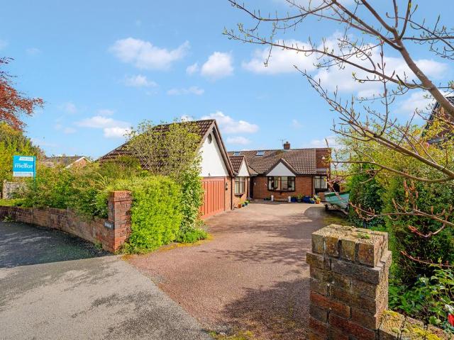 Bungalow for sale in Appleton, Warrington
