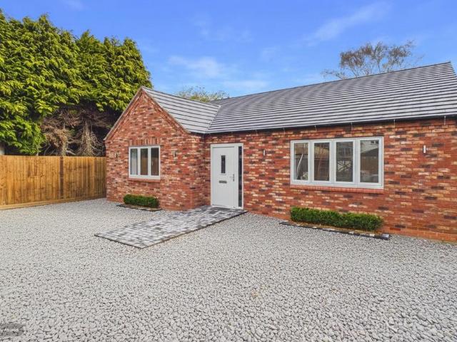 Bungalow for sale in Barton, Leicestershire