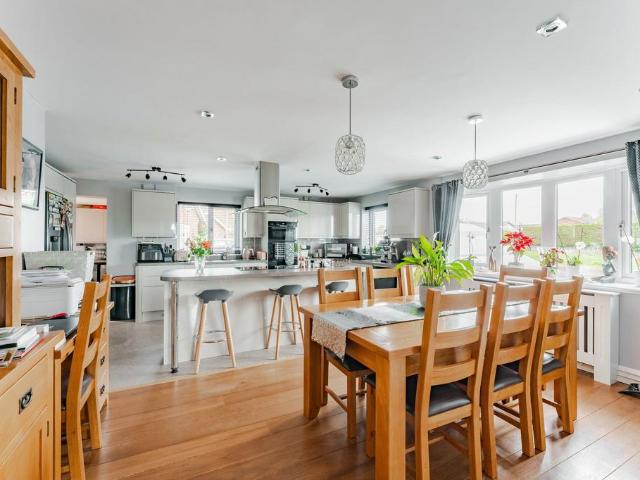 Bungalow for sale in Belton with Browston, Stokesby