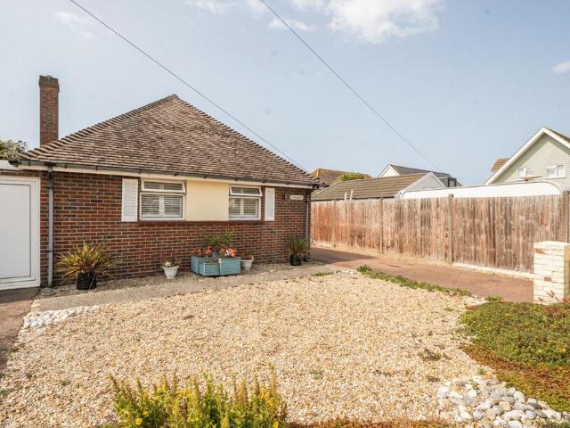 Bungalow for sale in Littlecote, West Sussex