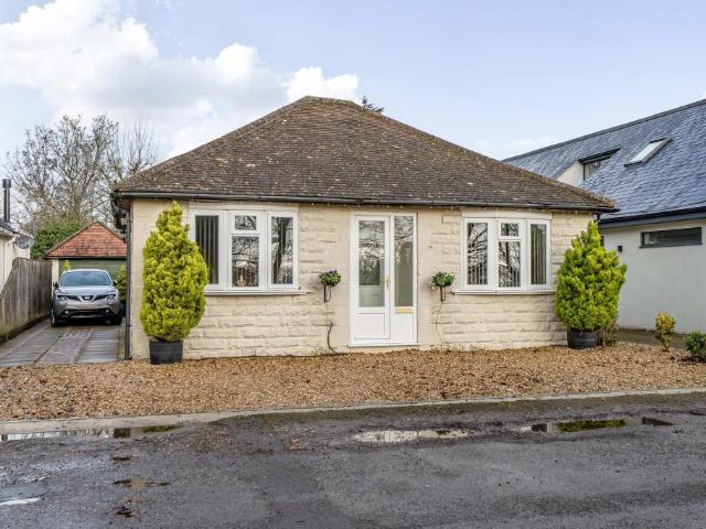 Bungalow for sale in Dry Sandford, Dromore