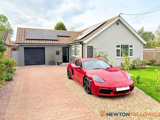 Bungalow for sale in Bassingham, North Kesteven