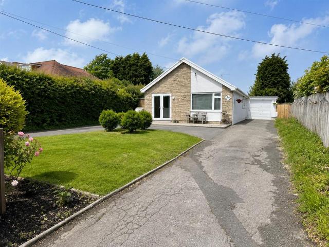 Bungalow for sale in Gorseinon, Wales
