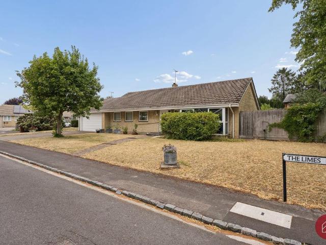 Bungalow for sale in Evershot, Oxfordshire