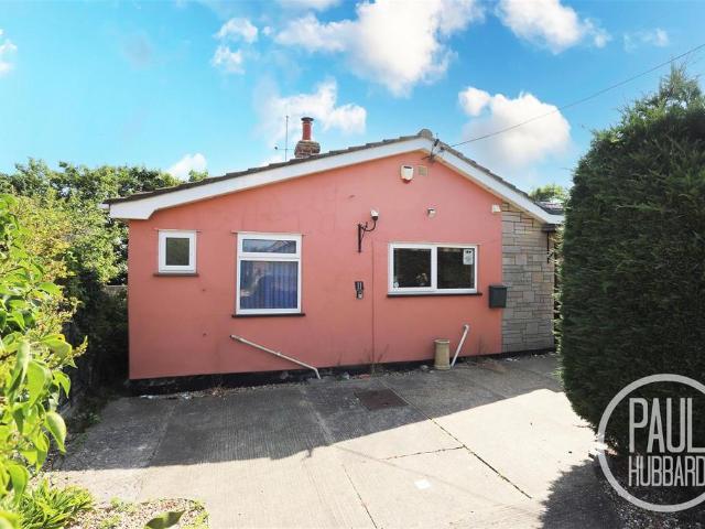 Bungalow for sale in Eastbridge, Suffolk