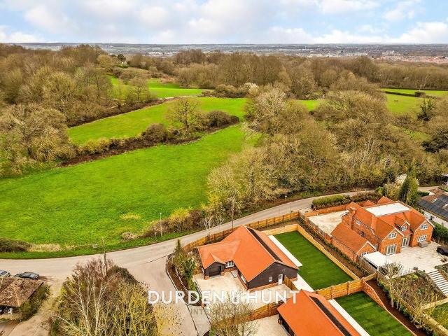 Bungalow for sale in Lee Chapel, Essex