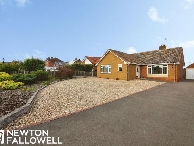 Bungalow for sale in East Drayton, Bassetlaw