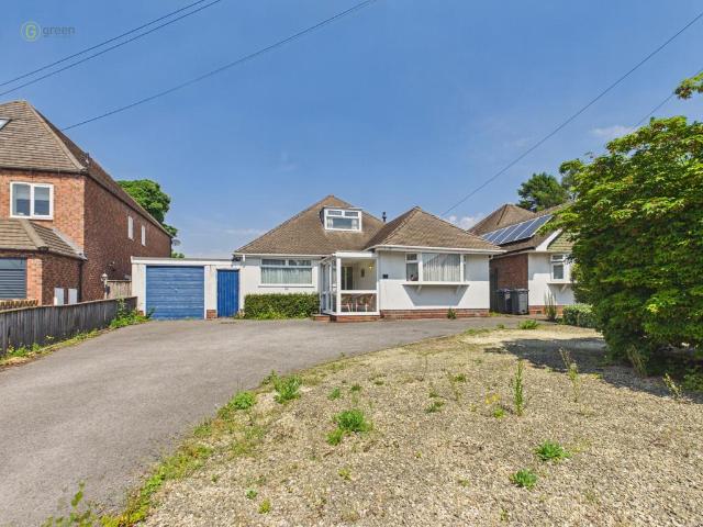 Bungalow for sale in Sutton Coldfield, West Midlands