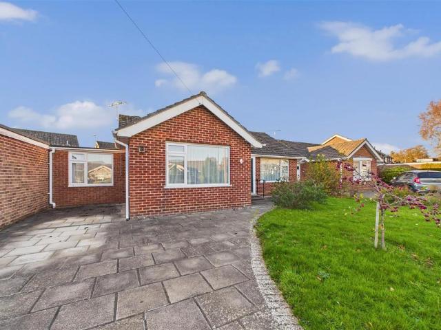 Bungalow for sale in Chichester, Littlecote