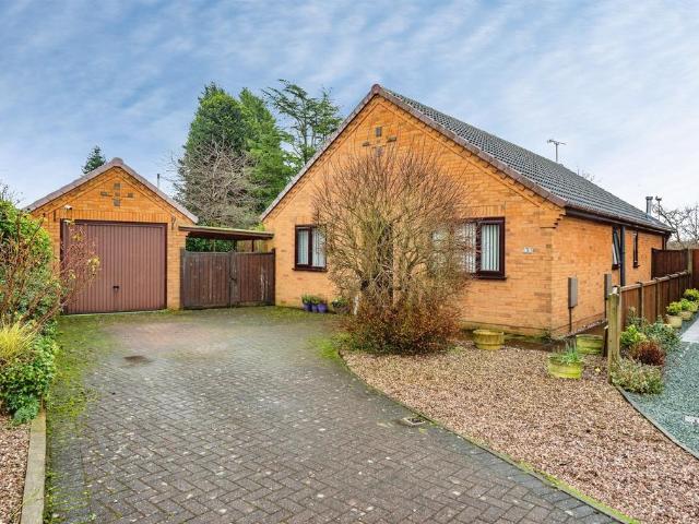 Bungalow for sale in The Heath, Beamhurst