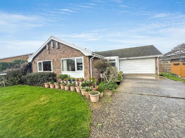 Bungalow for sale in Abergele, Wales