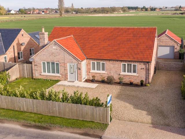 Bungalow for sale in Gosberton Clough, Lincolnshire