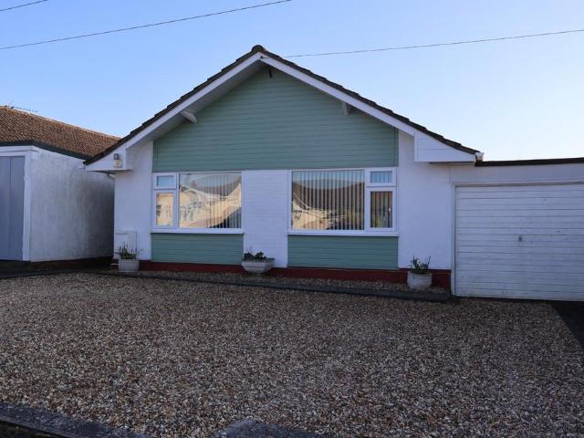 Bungalow for sale in Bolton Low Houses, Hampshire
