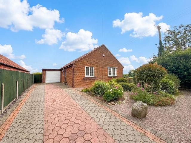 Bungalow for sale in Barholm, Lincolnshire