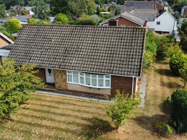 Bungalow for sale in Tettenhall, West Midlands