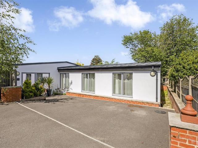Bungalow for sale in Pamington, Gloucestershire