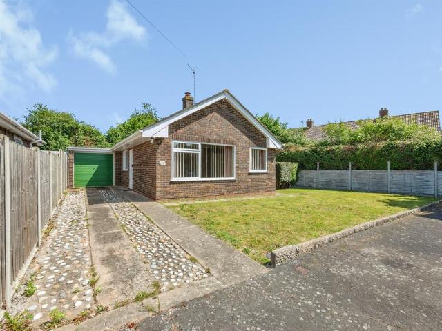 Bungalow for sale in Stokesby, Norfolk