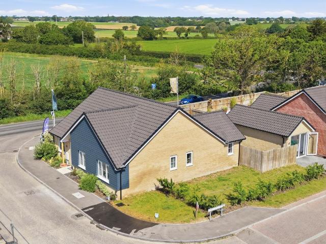 Bungalow for sale in Dale Hill, Essex