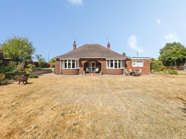 Bungalow for sale in Eggborough, North Yorkshire