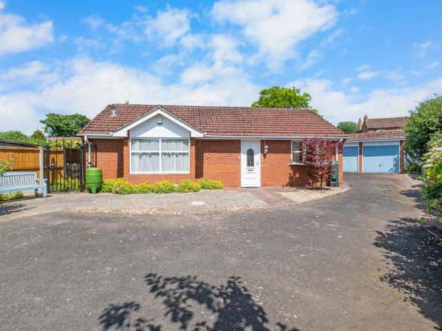 Bungalow for sale in Lydiate Ash, Bromsgrove