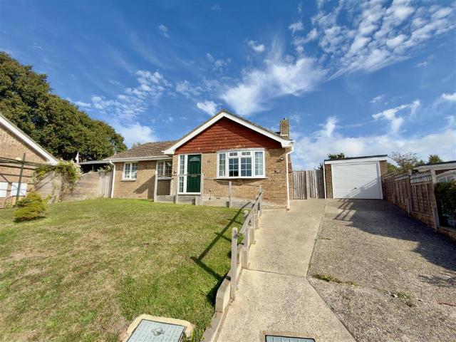 Bungalow for sale in Easton, Freshwater