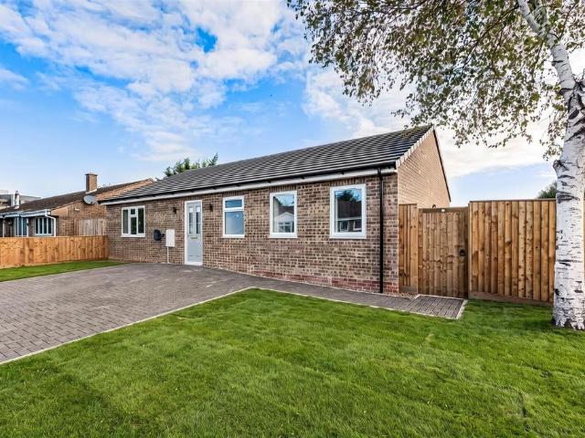 Bungalow for sale in Bicester, Cherwell