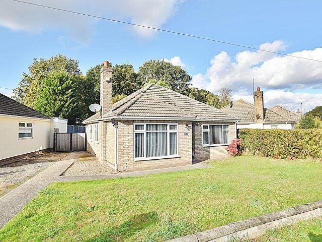 Bungalow for sale in Skellingthorpe, North Kesteven